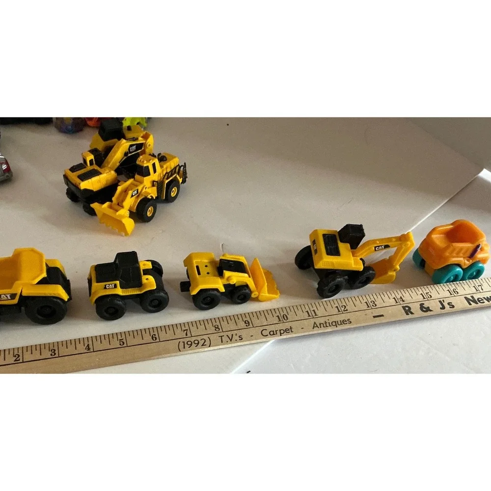 CAT Construction Vehicle Toy Lot Excavator Bulldozer Dump Truck Yellow Mini Set